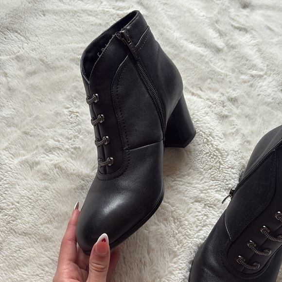 86 Epica Black Leather Heeled Boots | Sleek Minimalist Ankle Booties Size 6 - Picture 3 of 7
